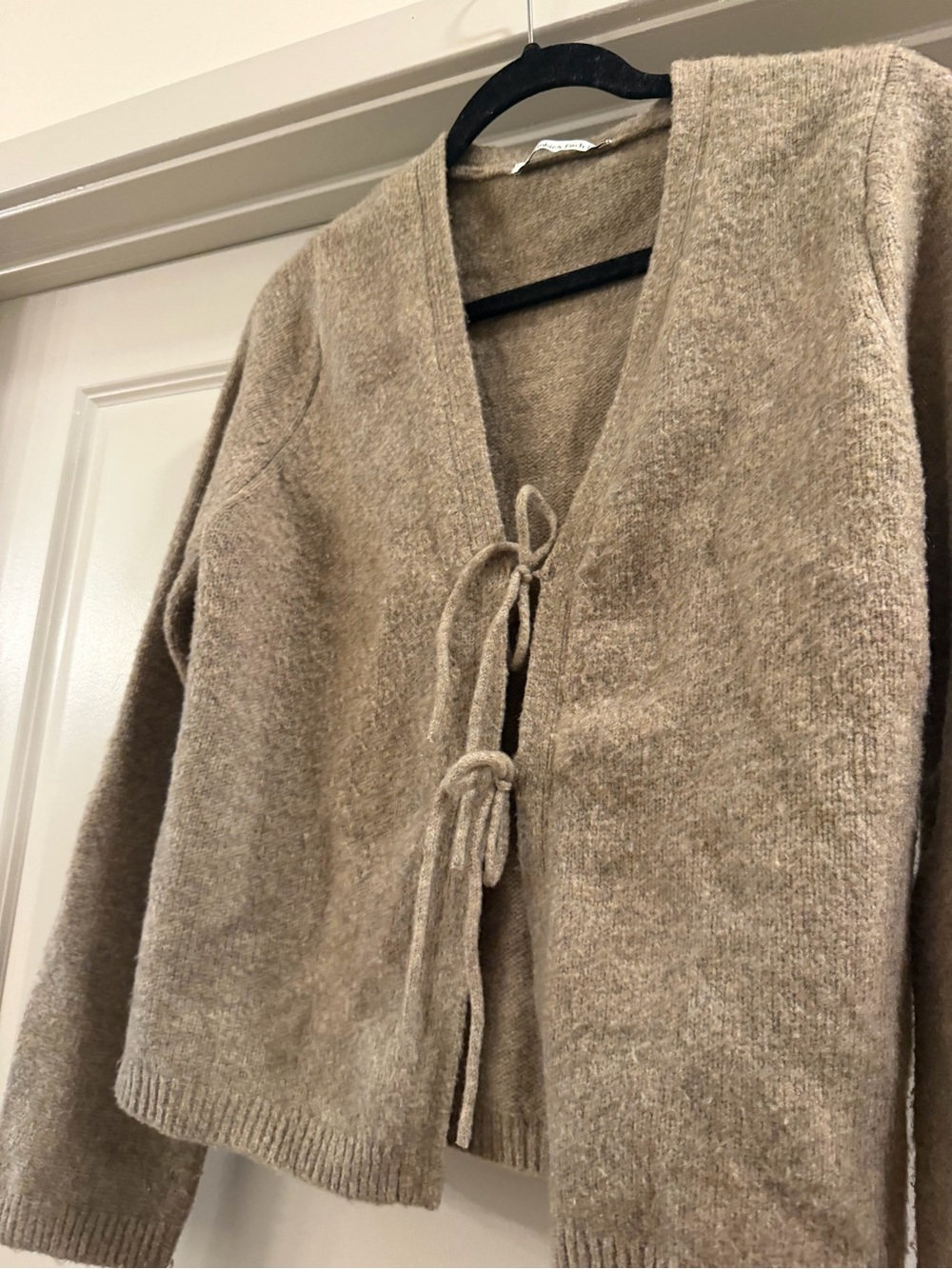 Abercrombie & Fitch Taupe Tie-Front Women's Cardigan - Picture 3 of 4
